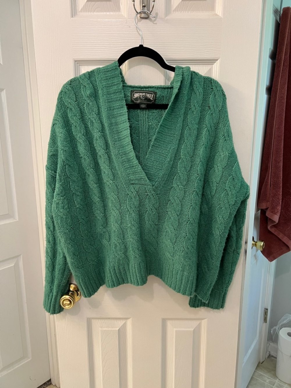 American Eagle Outfitters Green Cable Knit V-Neck Sweater